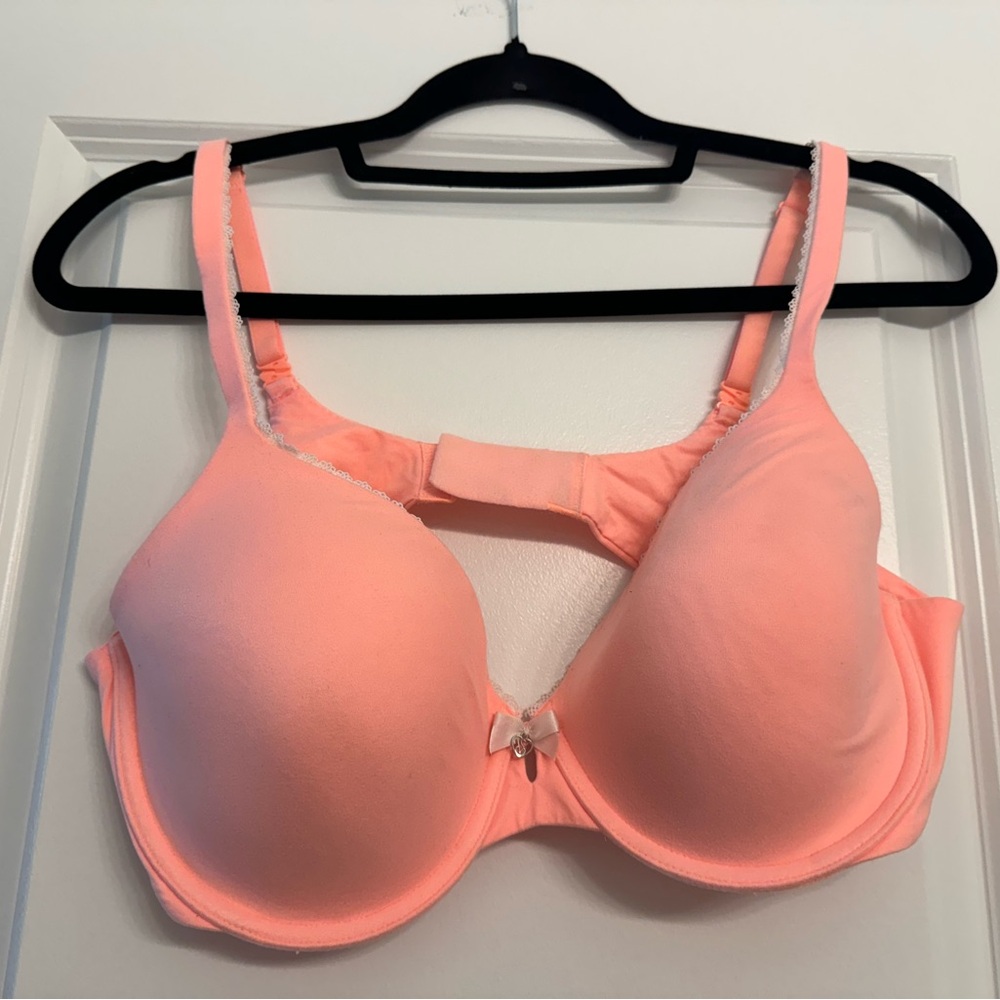 Victoria Secret Bra 38C